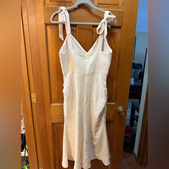 SHEIN Elegant Cream white Dress Fit & Flare - Picture 2 of 9